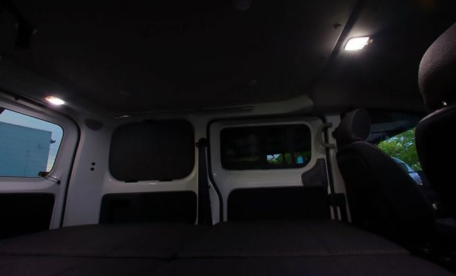 Nv0バネット 車中泊や休憩時に便利なledルームランプセット オグショーオフィシャルネットストアブログ