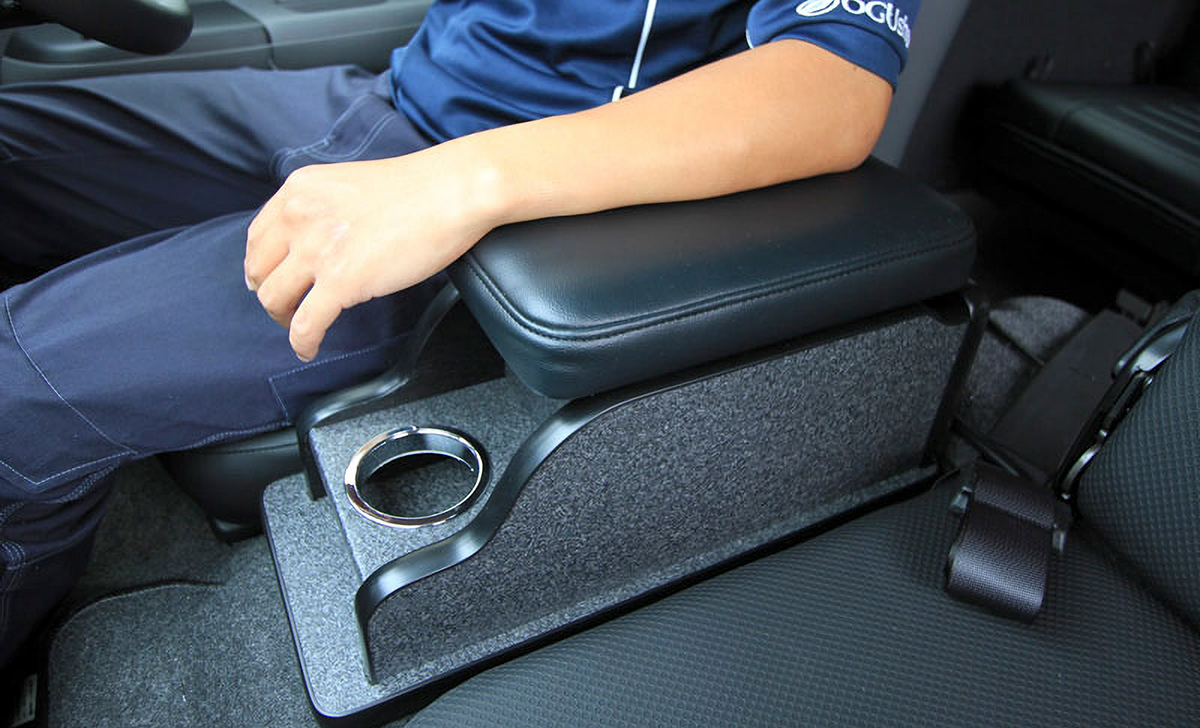 ハイエース　オーバーヘッドコンソール　オグショー Webike | オグショー OGUshow 200系ハイエース オーバーヘッドポケット